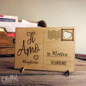 cartolina-amore-intagliata-legno-personalizzata