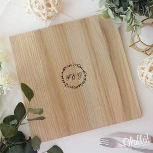 tagliere-legno-quadrato-iniziali-regalo-personalizzato-3