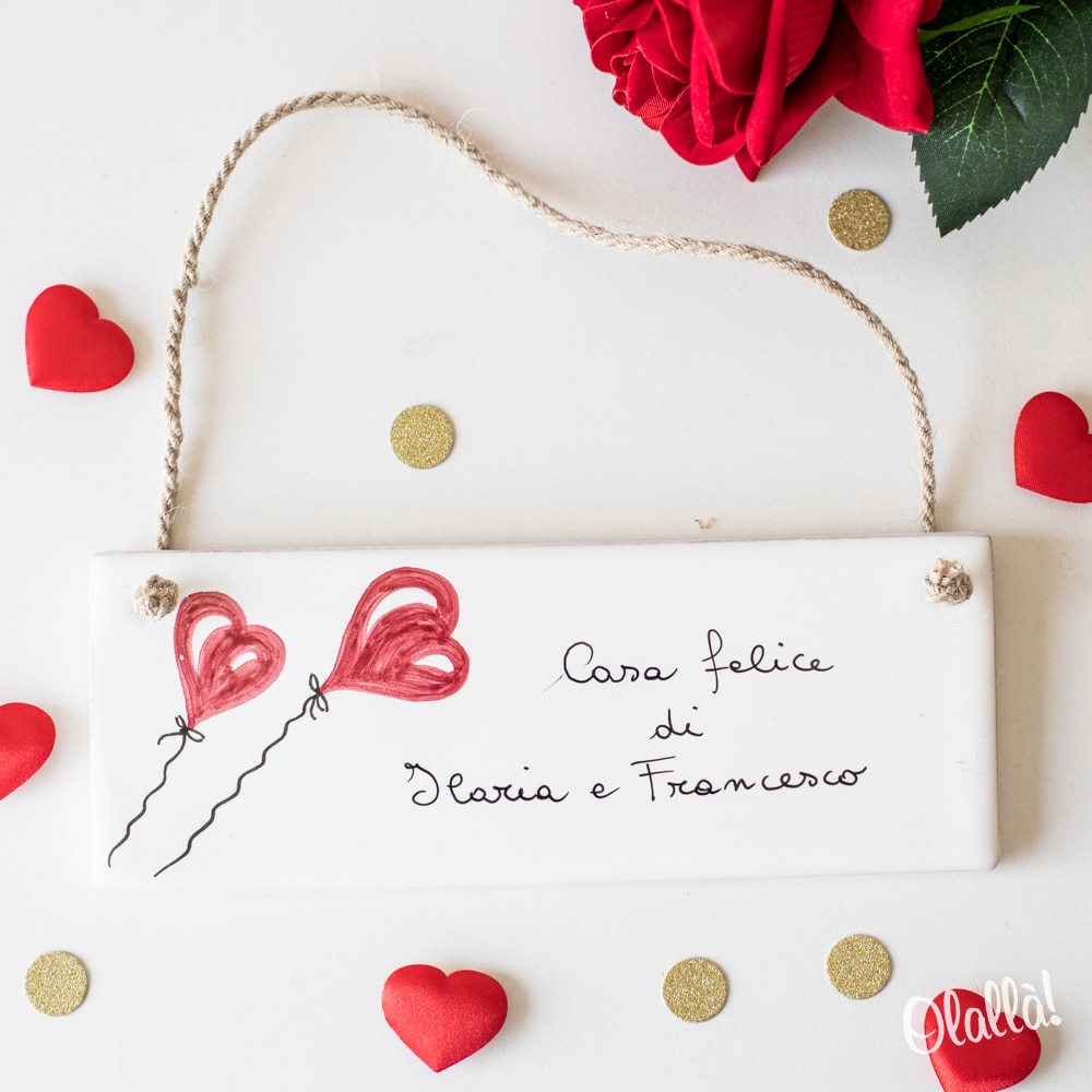 Targhetta in Ceramica da Appendere Personalizzata con Palloncini Cuore -  Idea regalo San Valentino, Anniversario