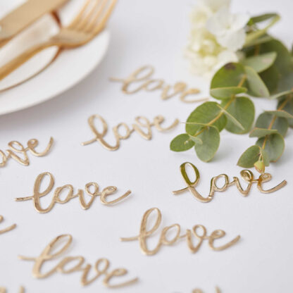 love-coriandoli-oro-tavolo-decorazioni