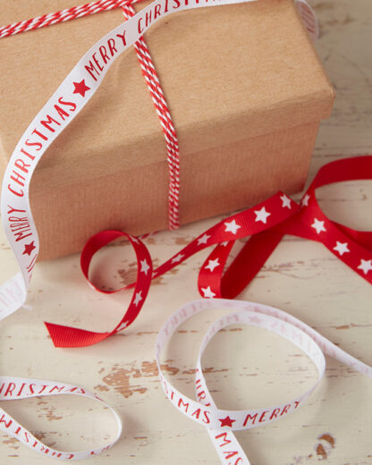 nastro-confezione-regalo-decorato-merry-christmas (1)