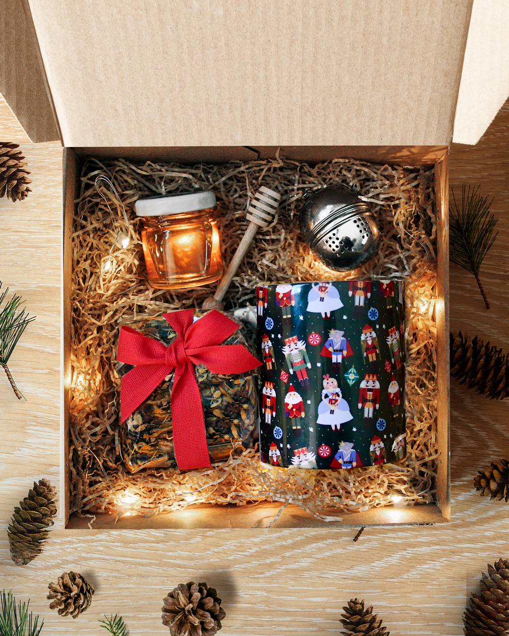 Gift Box Caldo Abbraccio con Tisana, Tazza e Infuso - Idea Regalo Natale  per Lei