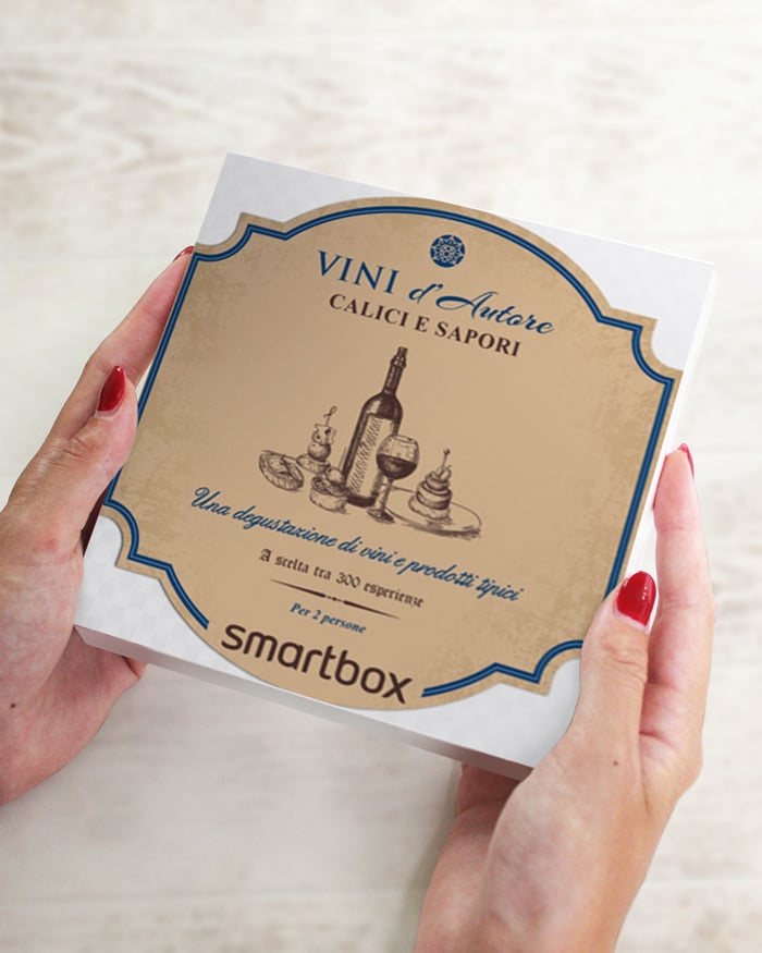 Cofanetto Smartbox “Vini D'Autore, Calici e Sapori” Con Degustazione di  Vini e Prodotti Tipici per 2 Persone – Idea Regalo per Compleanno Lui, Lei