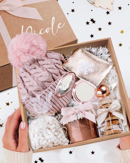 gift-box-ragazzina-magia-inverno-rosa3e