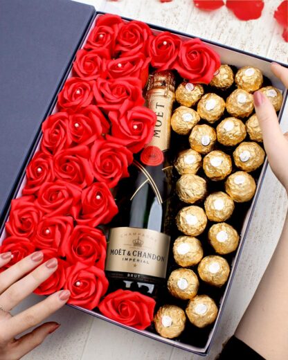 bottiglia-champagne-rose-cioccolatini-box-personalizzata-regalo-san-valentino