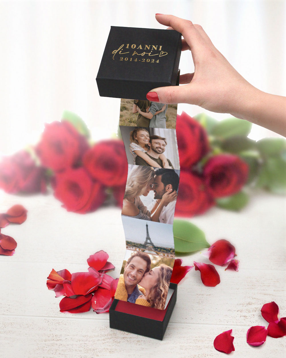 Explosion Box Scatolina Effetto Sorpresa Personalizzata con 20 Foto e  Dedica - Idea Regalo Romantica per San Valentino e Anniversario