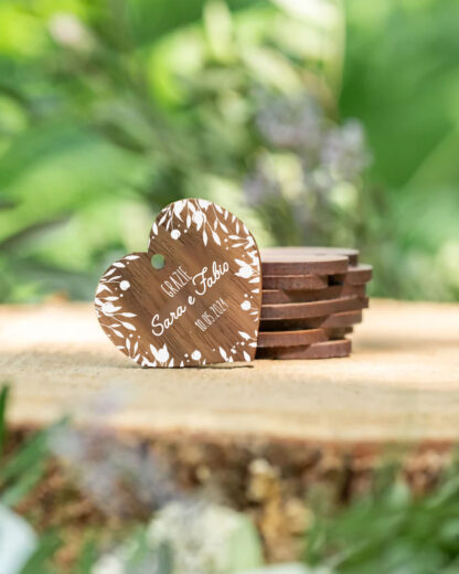 cuore-tag-legno-stampa-matrimonio-bomboniere-bi9ancoee