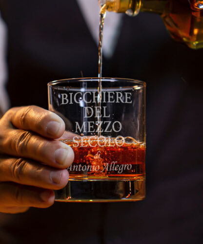 bicchiere-whisky-mezzo-secoloejpg