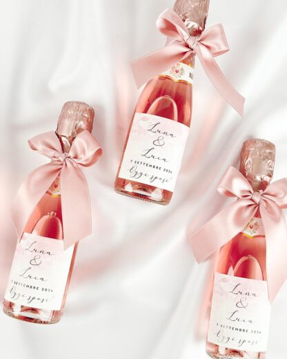 bomboniera-personalizzata-rose-vino-matrimonio