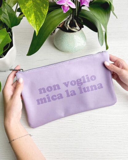 pochette-personalizzata-frase-regalo-amica-cuoio