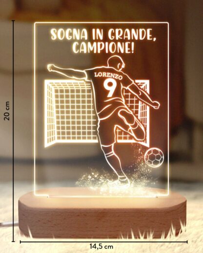 infografica-lampada-led-calciatore