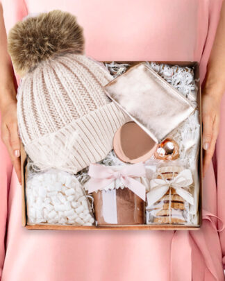 gift-box-ragazzina-magia-inverno-rosa004