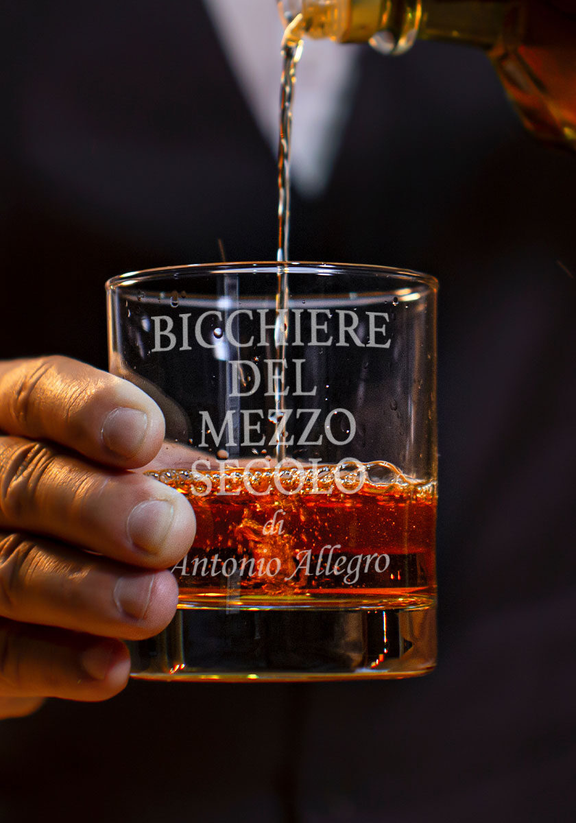 bicchiere-whisky-mezzo-secoloejpg